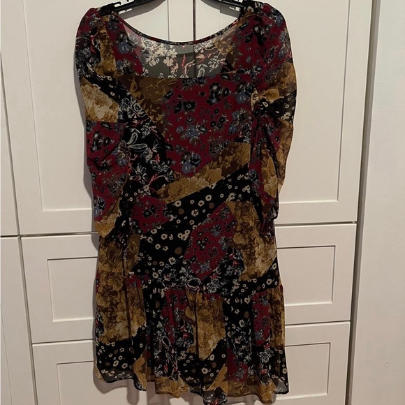 BCBGeneration BoHo Floral 3/4 Sleeve Dress - Picture 1 of 3